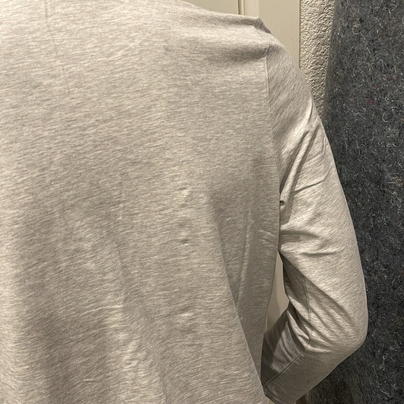 NEW Pure J Jill WOMENS LARGE PETITE Gray Stretch Long-Sleeve Shirttail Tee Shirt - Picture 9 of 16